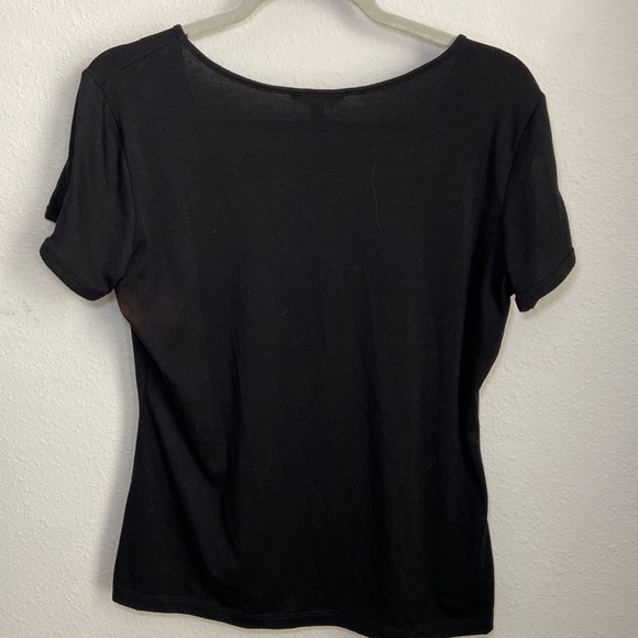 GUESS - CASUAL BLACK T-SHIRT - Picture 8 of 15
